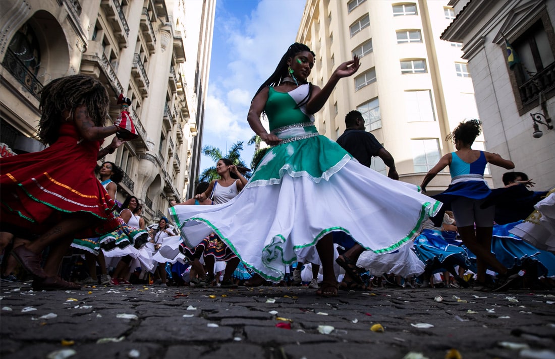 Braziliyadagi samba maktablari karnavalga hozirlik ko‘rmoqda.