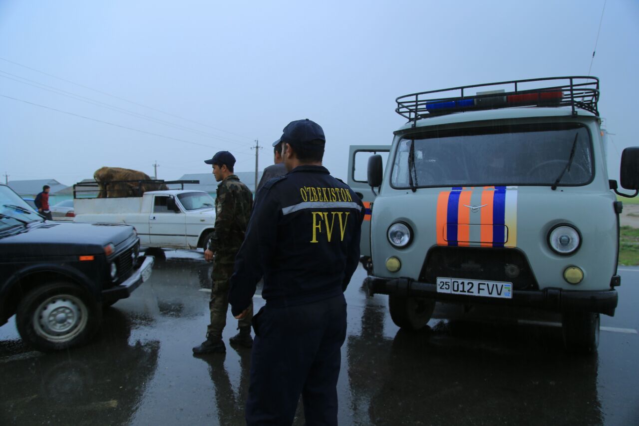 Foto: Jizzax viloyati Favqulodda vaziyatlar boshqarmasi