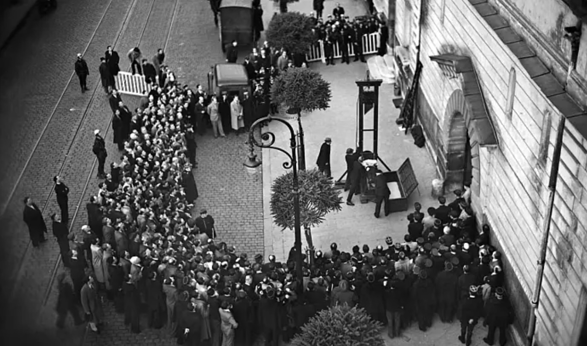 Parij ko‘chasidagi oxirgi gilyotina, 1939-yil