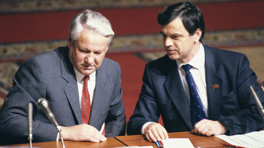 1991-yil. Boris Yelsin va Ruslan Xasbulatov