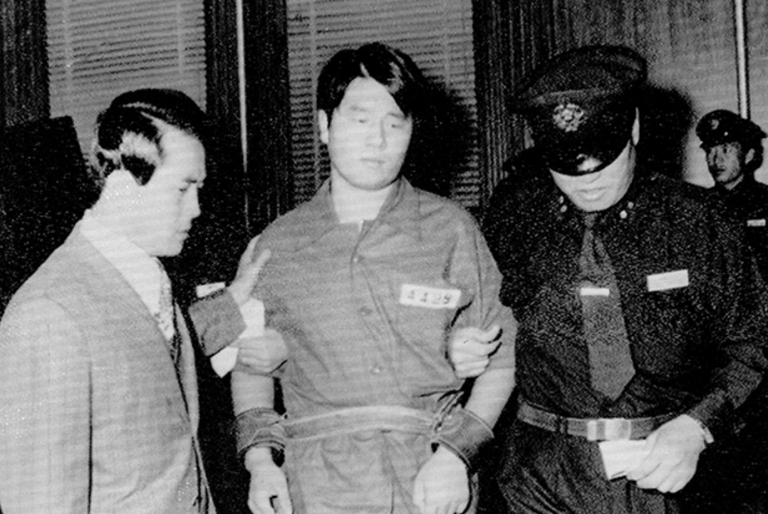 Мун Се Гван, Пак Чон Хининг рафиқасини қотили суд вақтида, 1974 йил