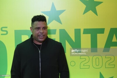Ronaldo boshqa futbolchilar bilan solishtirib bo‘lmaydigan afsonalar nomini aytdi. Ular orasida Ronaldu yo‘q
