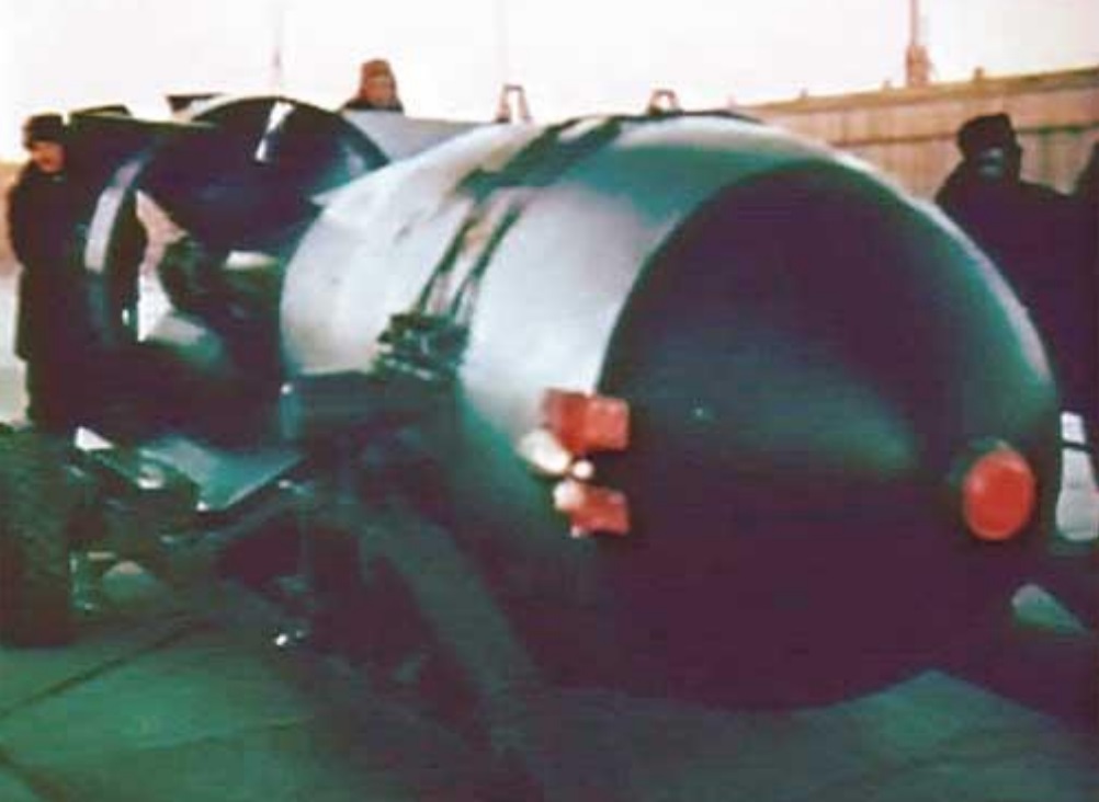 Рдс водородная бомба. РДС-37 бомба. Атомная бомба РДС 37. Термоядерной бомбы РДС-37. РДС-37 Сахарова.