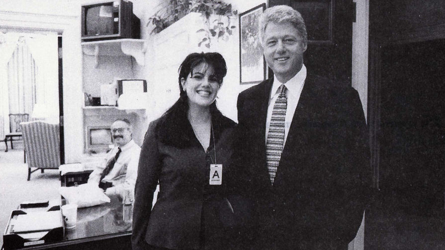 Моника Левински ва Билл Клинтон, 1995 йил