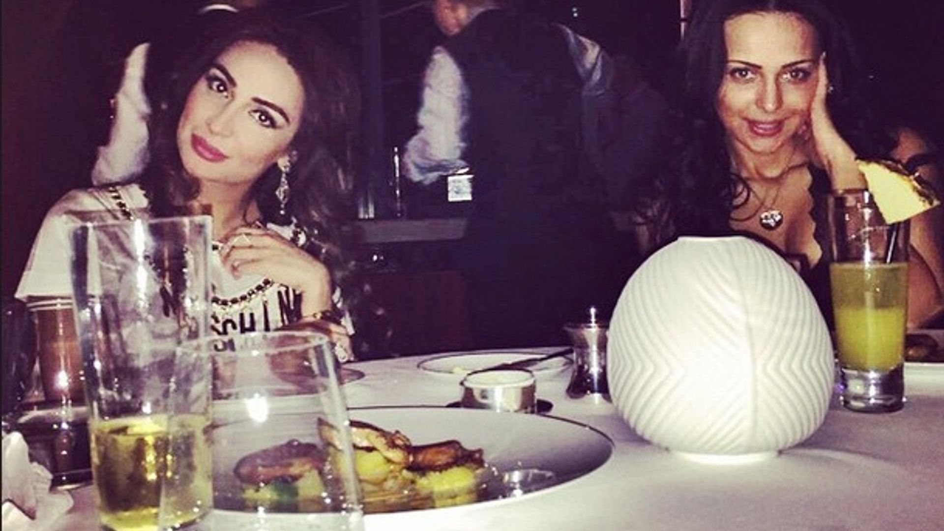 Keksa ayollar porno filmlar onlayn