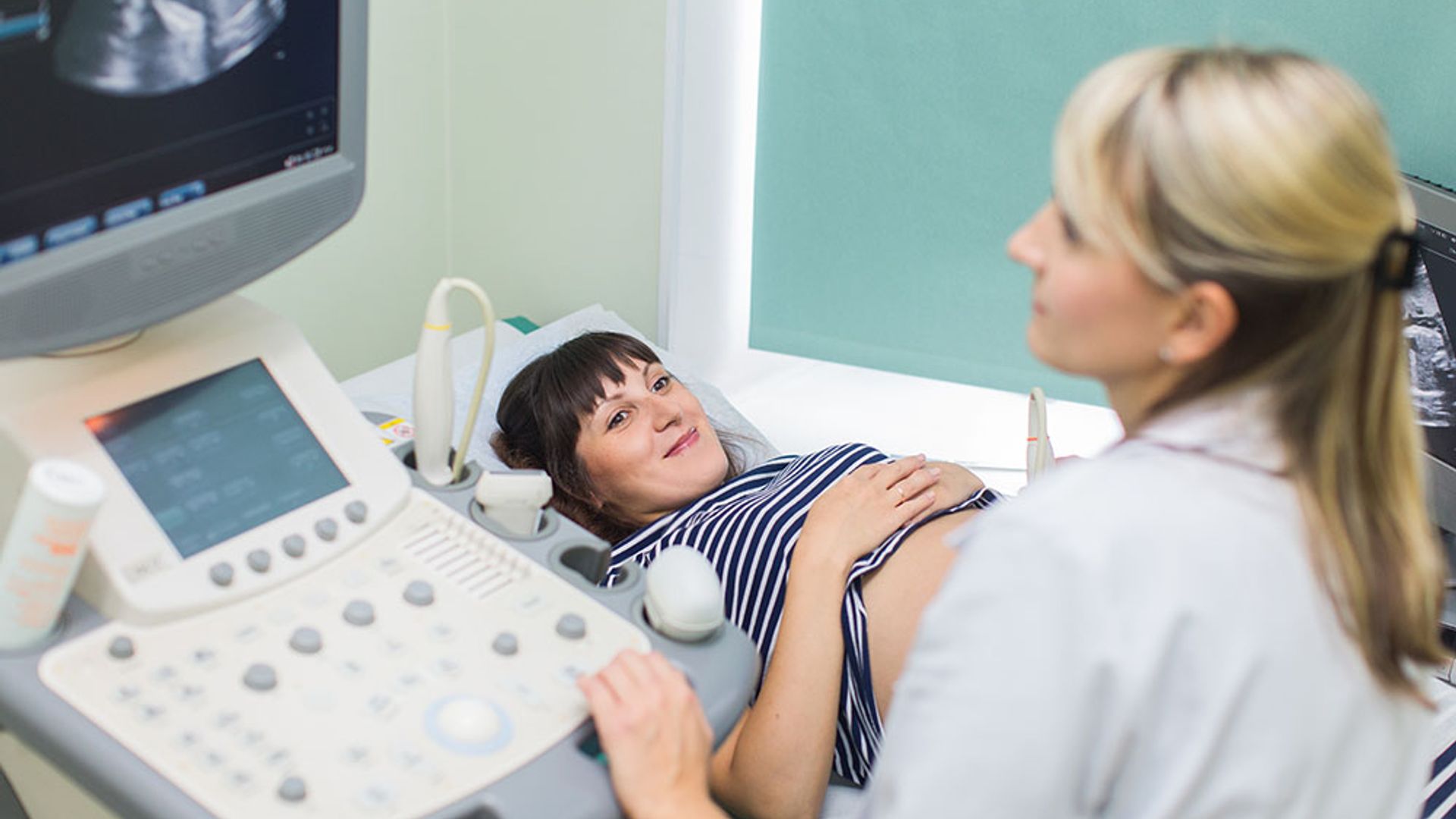 Homilador ayollar ginekologga yashirin kamera