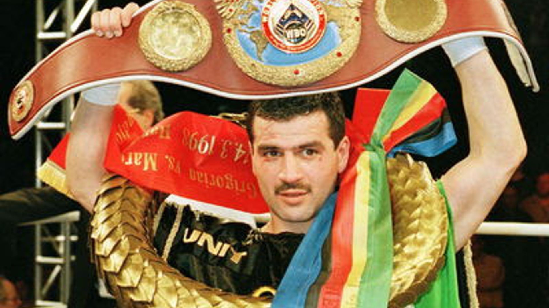 Eshak porno yalash uchun soradi