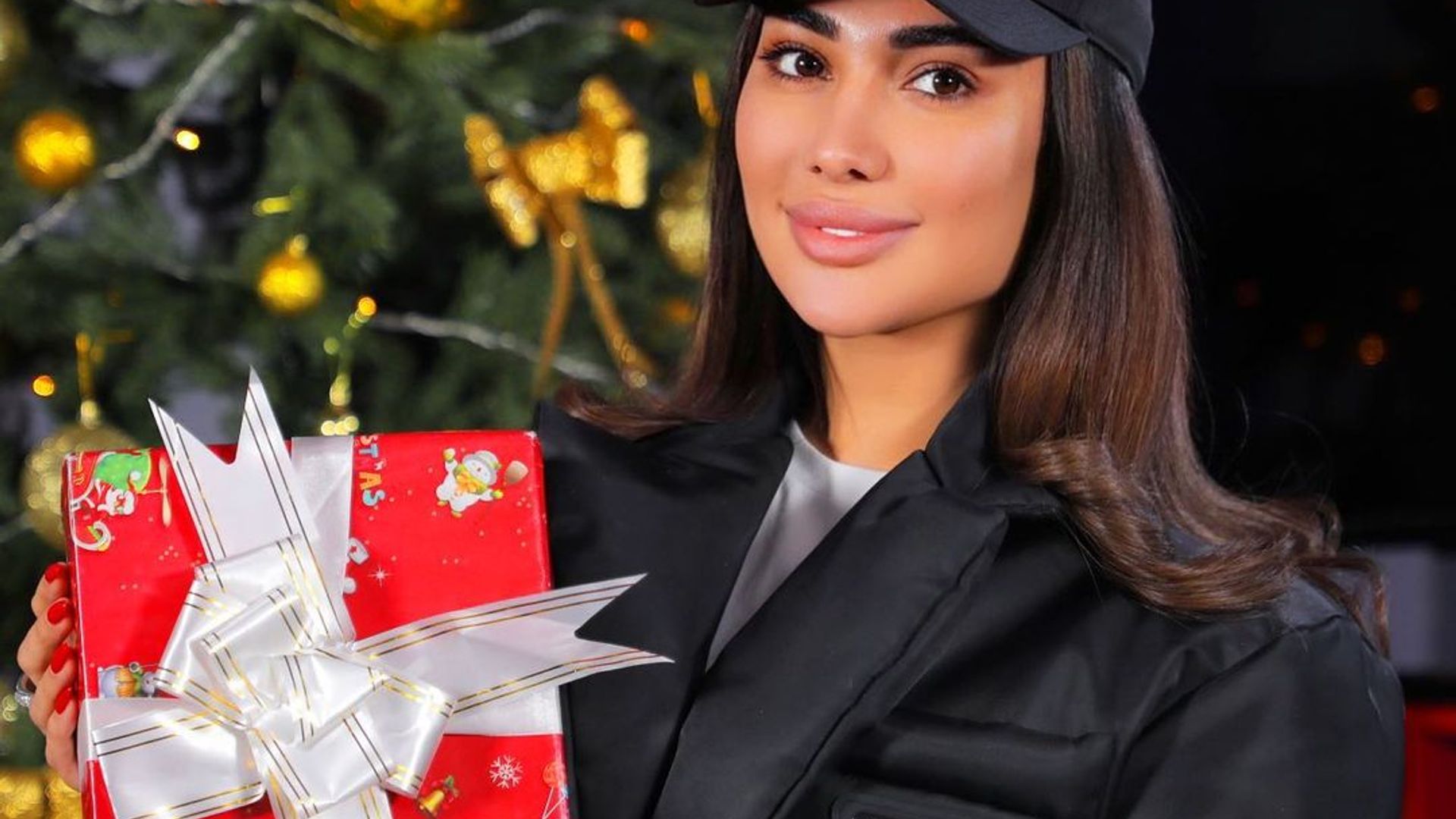 Men uni tiz chokib yalab oldim