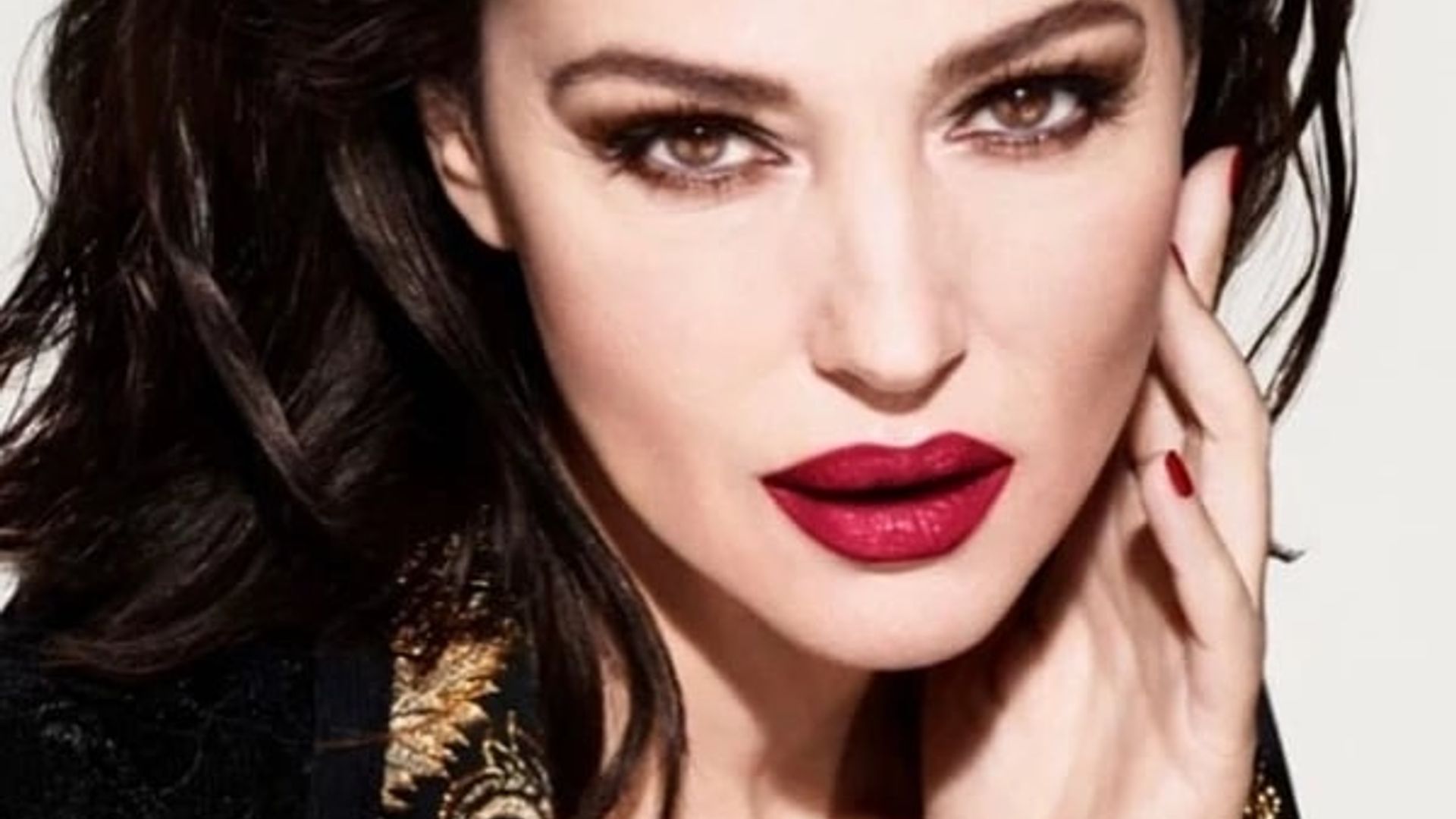 Kozdan kechirilayotgan qizning ruscha porno videosi