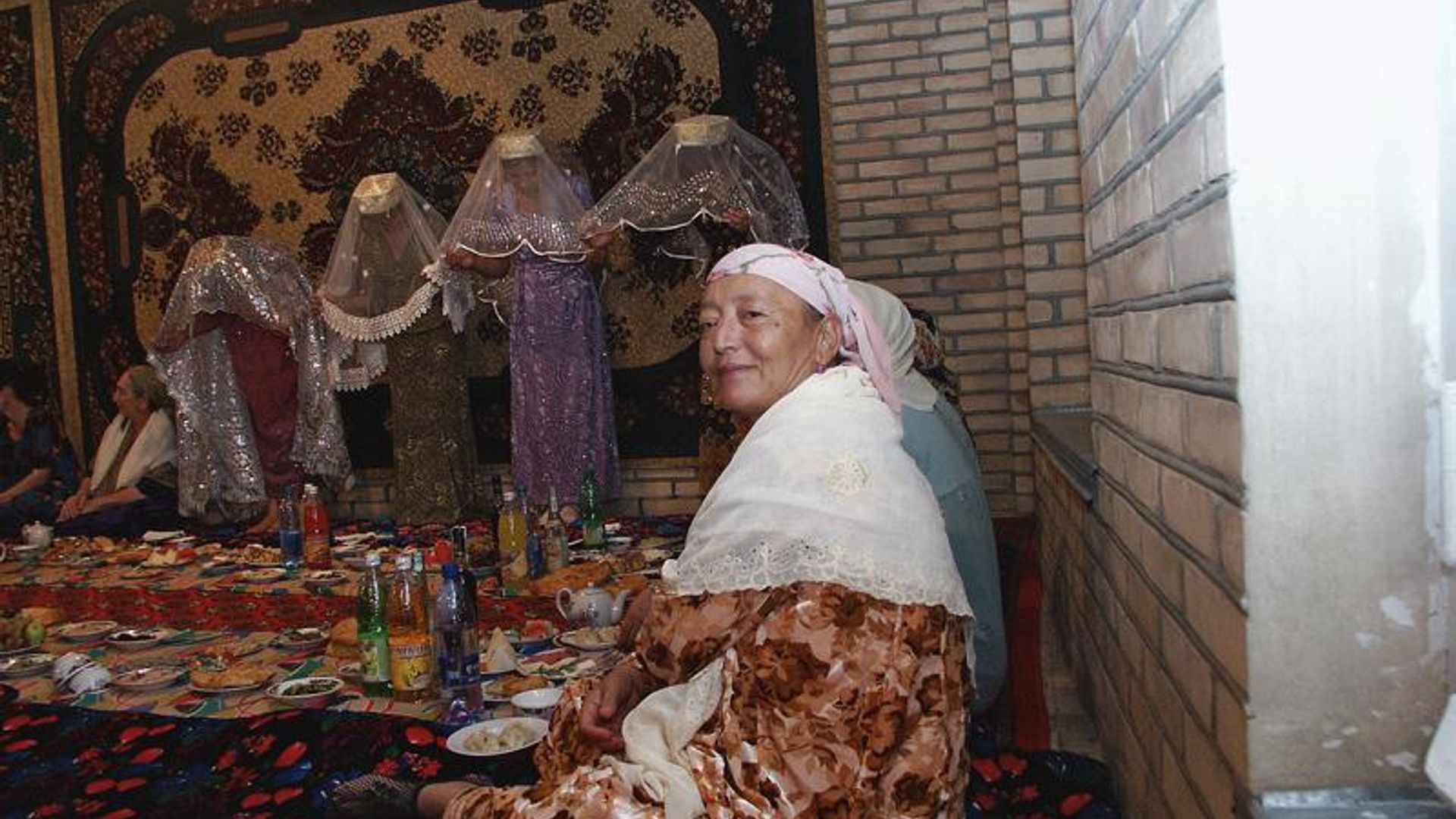 Kardashian porno videolar Eng gozal qizlar bilan anal jinsiy aloqa