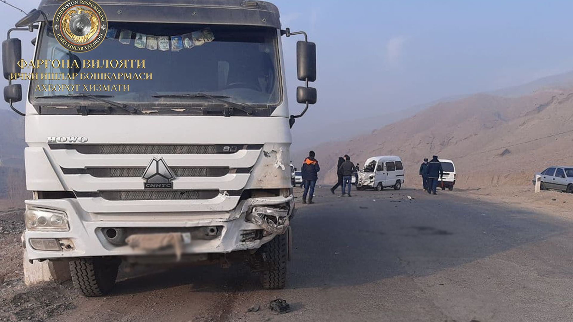 Qashqirlar Ivanovo Yalangoch erkak muskullar