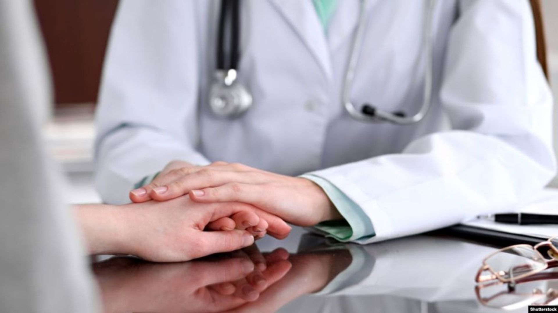 Mast talaba qizlar bilan yotoqxonada jinsiy aloqa (video) Jinsiy olatni qoshimchalari