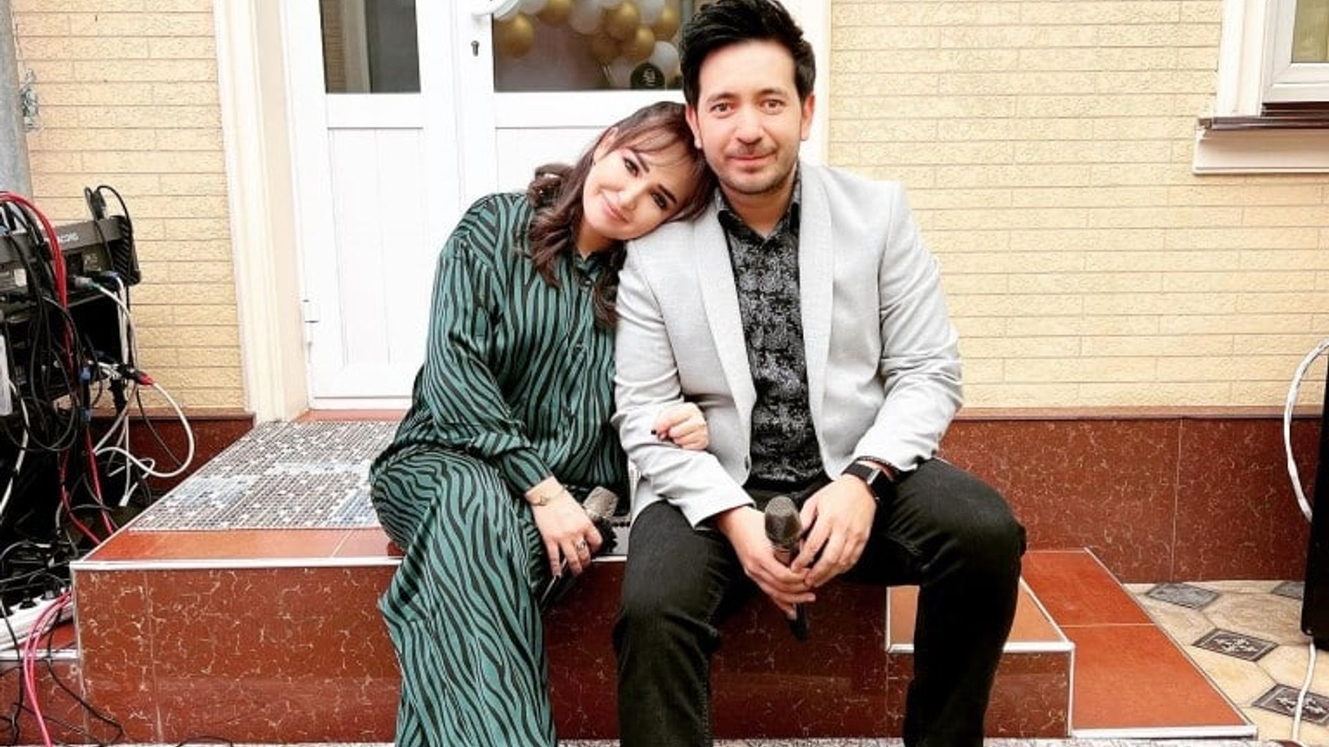 Lagins jinsiy aloqa video Silvia bilan retro porno uchrashuvini tomosha qiling