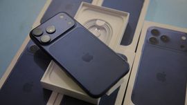 Наманганда божхонадан iPhone 17 ларни фуқароларга тарқатиш орқали ўтказмоқчи бўлганлар фош бўлди
