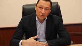 “Поездларга чипталар асл нархидан икки баравар арзон сотиляпти” — Ҳикматулла Раҳматов