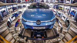 Volkswagen Европада электромобиль савдосида Tesla’ни ортда қолдирди