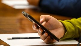 Ўзбекистонда блогерларни солиққа тортиш бўйича Россия тажрибаси ўрганилади