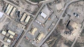 Покистон Афғонистондаги Баграм авиабазасига ҳужум қилди