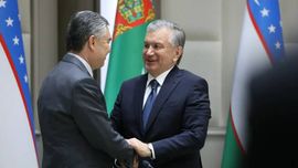 Ўзбекистон ва Туркманистон етакчилари бир-бирларини табриклади