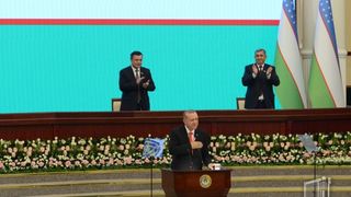 Туркия Президенти Ўзбекистон парламенти олдида чиқиш қилди