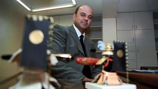 Fransiyada rossiyalik milliarder Aleksey Kuzmichev hibsga olindi