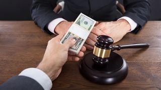 Surxondaryoda ishchilarning o‘z vaqtida to‘lanmagan 3,4 mlrd soʻm maoshi undirib berildi