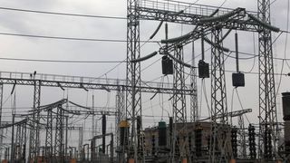 Markaziy Osiyoda tarmoqlar eskirgani sabab katta hajmdagi elektr toki yoʻqotilmoqda — YTB