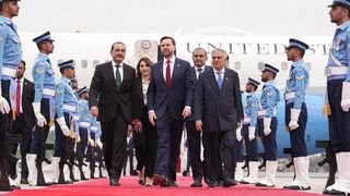 АҚШ Эрон активларини музлатишдан чиқаришга рухсат берди — Reuters