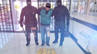 Қашқадарёда жиноий гуруҳ аъзоси 46 кг гашиш билан ушланди