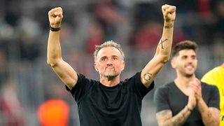 Luis Enrike “PSJ” futbolchilarini restoranga taklif qilib, o‘zi bormadi