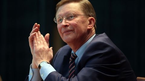 Rossiya prezidenti ma’muriyati rahbarining adashiga AQSh do‘konida krossovka sotishmadi