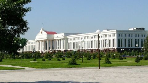 Давлат органлари очиқлиги тўғрисидаги қонунни Сенат маъқуллади