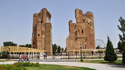 Fransiyalik arxeolog Shahrisabzdagi Oqsaroy maydonini qayta tikladi