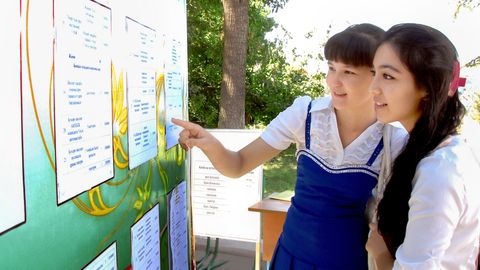 Бухородаги меҳнат ярмаркасида 600 га яқин бўш иш ўрни таклиф этилди