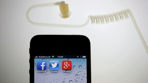 IT-kompaniyalar foydalanuvchilarga AQSh hukumati ma’lumot so‘ragani haqida xabar beradi