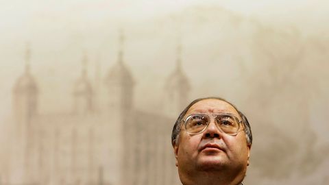 Алишер Усмонов Россияда &laquo;Йил ҳомийси&raquo; деб топилди
