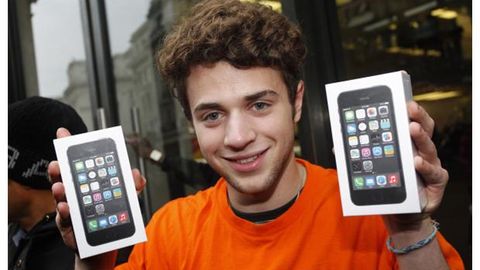 iPhone 5S ommaboplikda Samsung Galaxy smartfonlarini ortda qoldirdi