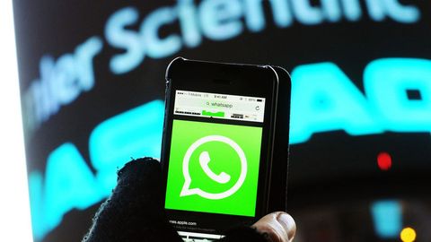 Саудия Арабистонида икки аёл WhatsApp’да ёзишгани учун жазоланади