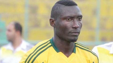 Kamerunlik futbolchi Albert Ebossening o‘limi tufayli Jazoir chempionati to‘xtatildi