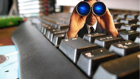 Rossiyada maxsus xizmatlar ijtimoiy tarmoqlar foydalanuvchilarini kuzatish huquqiga ega bo‘ldi