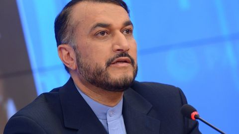 Эрон Суриядан ўз қўшинларини чиқариб кетиши ҳақидаги Саудия Арабистони чақириғини рад этди