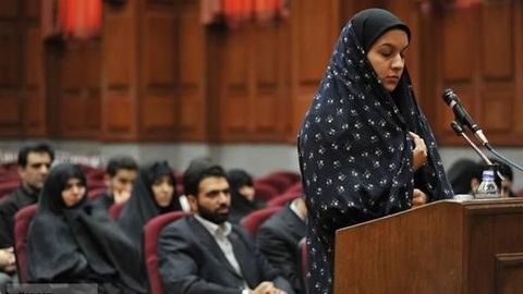 Eronlik qiz o‘zini zo‘rlamoqchi bo‘lgan kishini o‘ldirgani uchun qatl etildi