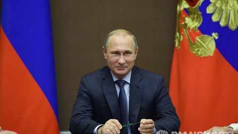Putin internetda jinoyatdan tashqari hech narsani taqiqlash kerak emasligini ta’kidladi