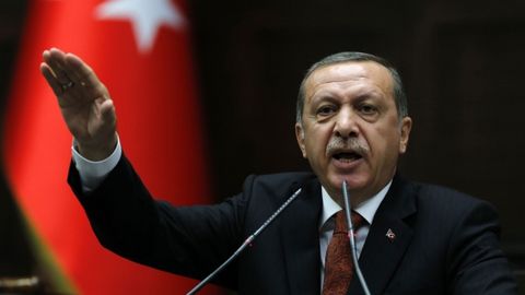 Turkiya prezidenti ayol va erkak teng bo‘lolmasligini ta’kidladi