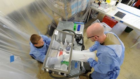 AQShda Ebolaga qarshi vaksina muvaffaqiyatli sinovdan o‘tkazildi