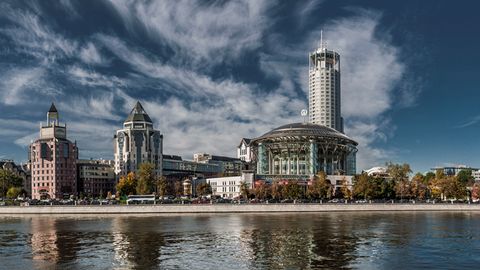 &ldquo;Inqiroz hali uzoq davom etadi&rdquo; &mdash; EY tahlilchilari Rossiya kompaniyalariga boshqa mamlakatlarga ketishni tavsiya qildi