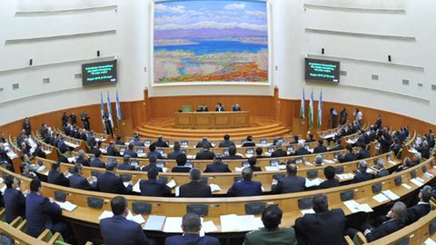 O‘zbekiston Senati amnistiya to‘g‘risida qaror qabul qildi