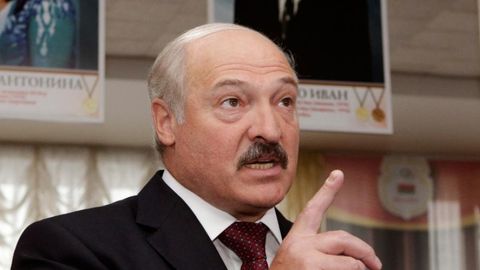 Lukashenko Ukrainaga bir kecha-kunduz ichida har qanday yordamni taqdim etishga va’da berdi