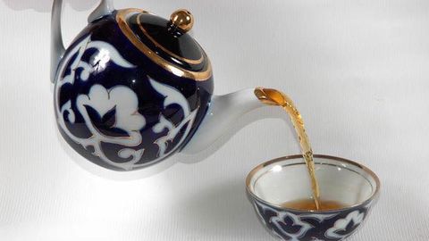 O‘zbekistonda mehmonga choy quyish sirlari oshkor etildi