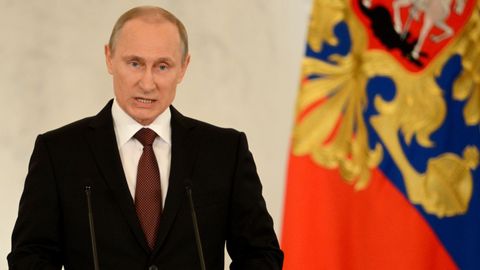 Putin Konstitutsiya “hayot talablaridan kelib chiqib” o‘zgartirilishi mumkinligini aytdi